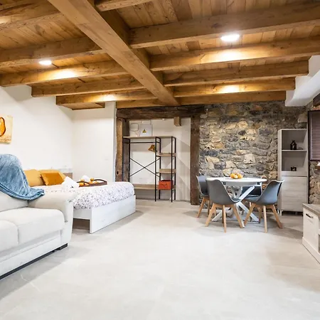 Apartment Camila, Rurales *